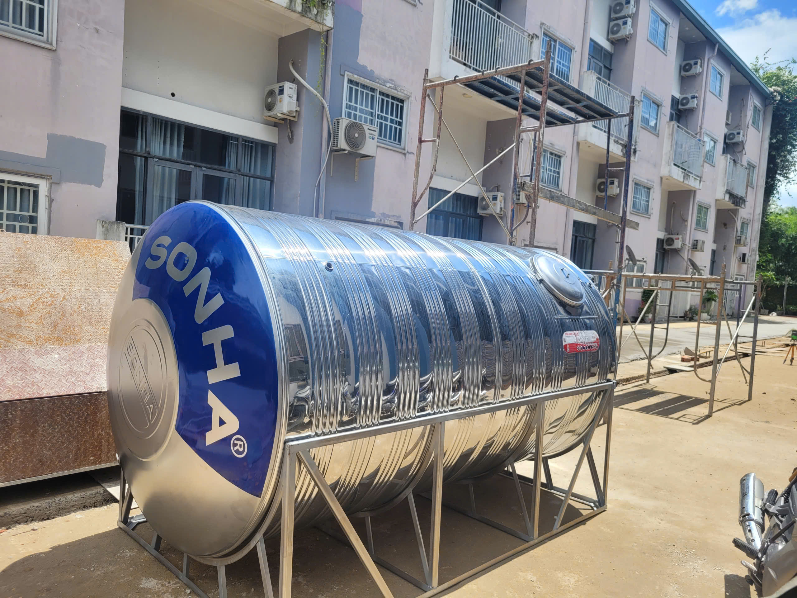 Bồn nước Sơn Hà nằm 1500lit nằm-5052